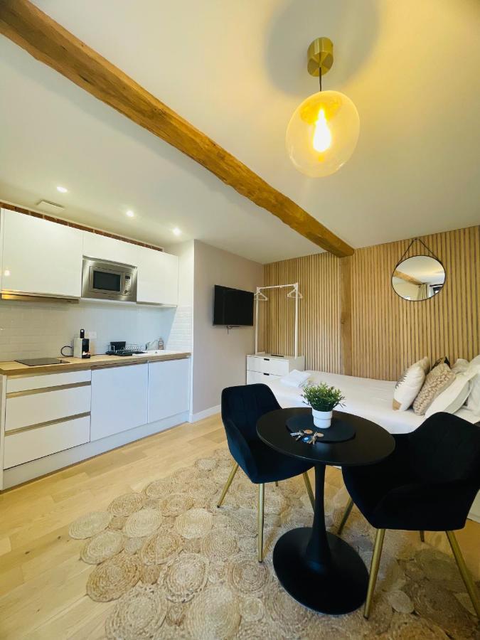 L'entre-deux Apartment *